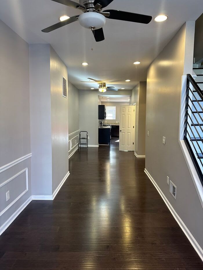 1099 West Fayette Street – photo 4