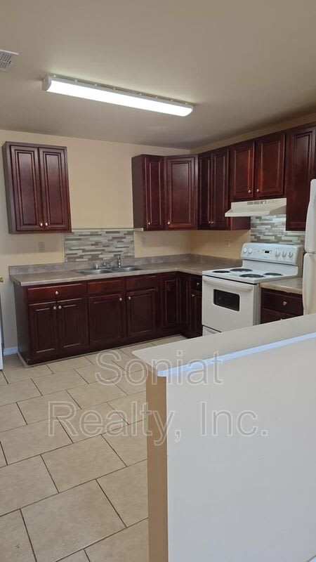 1843 Forstall St. – photo 3