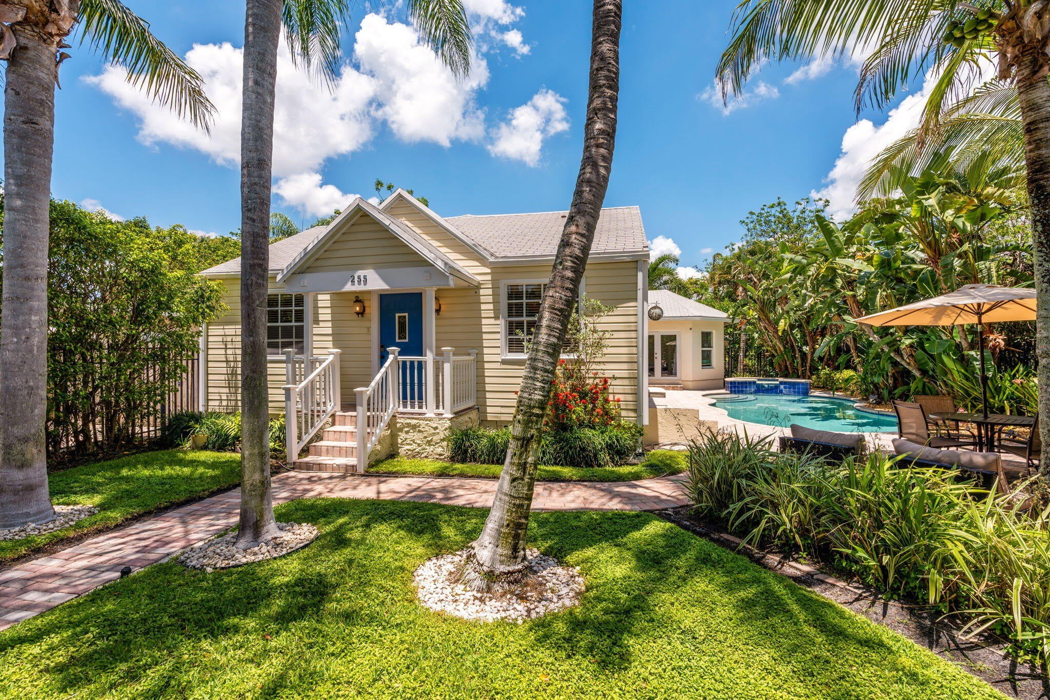 255 Ne 12Th Street – photo 2