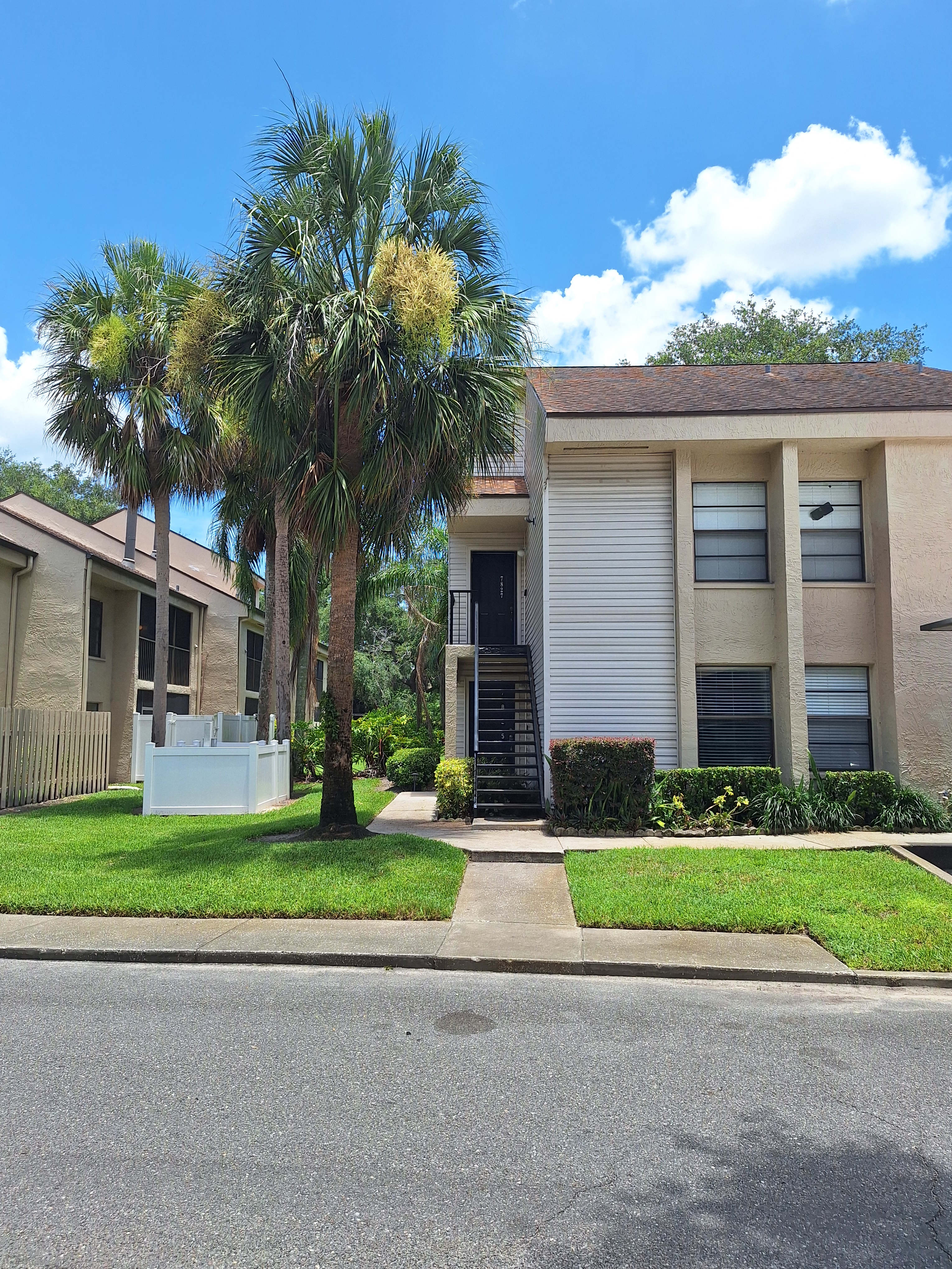 7825 Niagara Avenue – photo 2