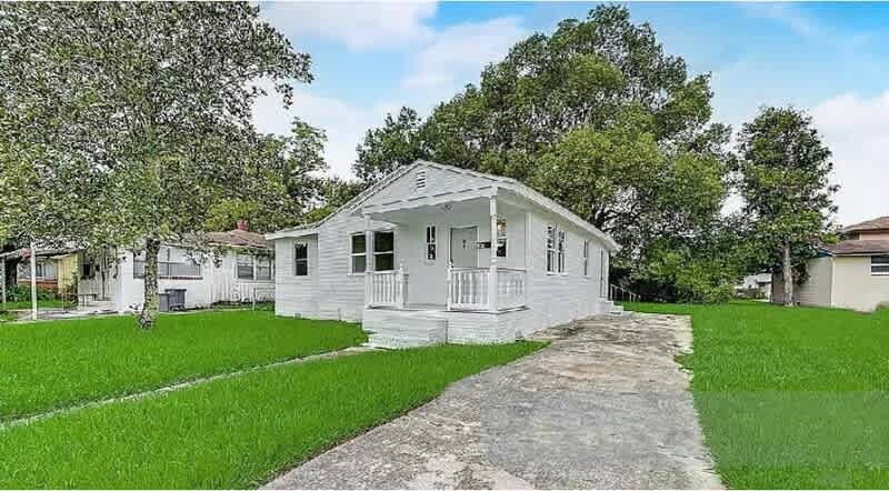 1718 McMillan St Jacksonville, FL – photo 2