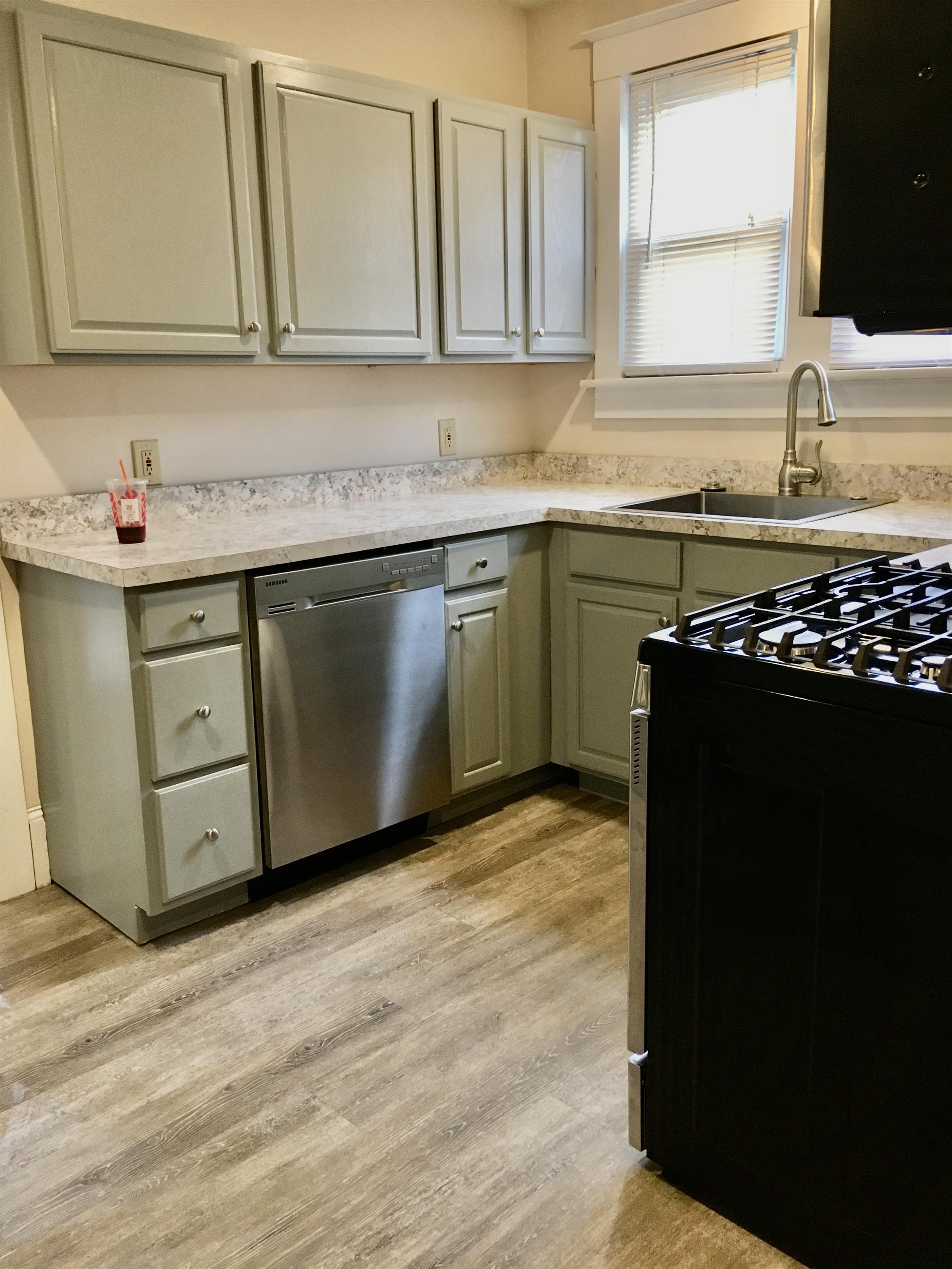 1101 West 4th Street – photo 5