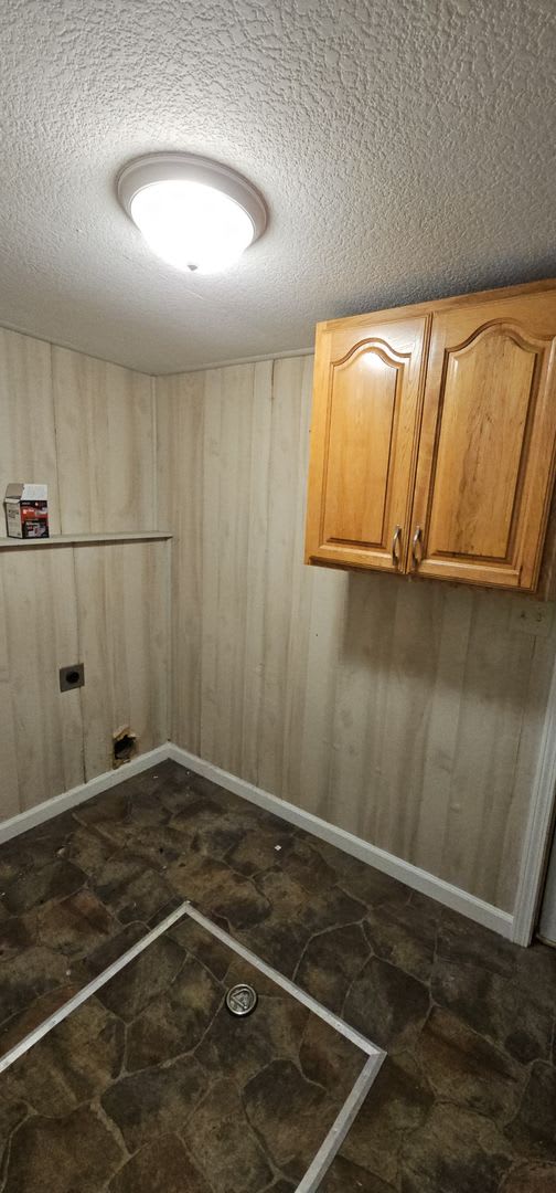 615 Harper Ave 2 bed, 1 bath – photo 4
