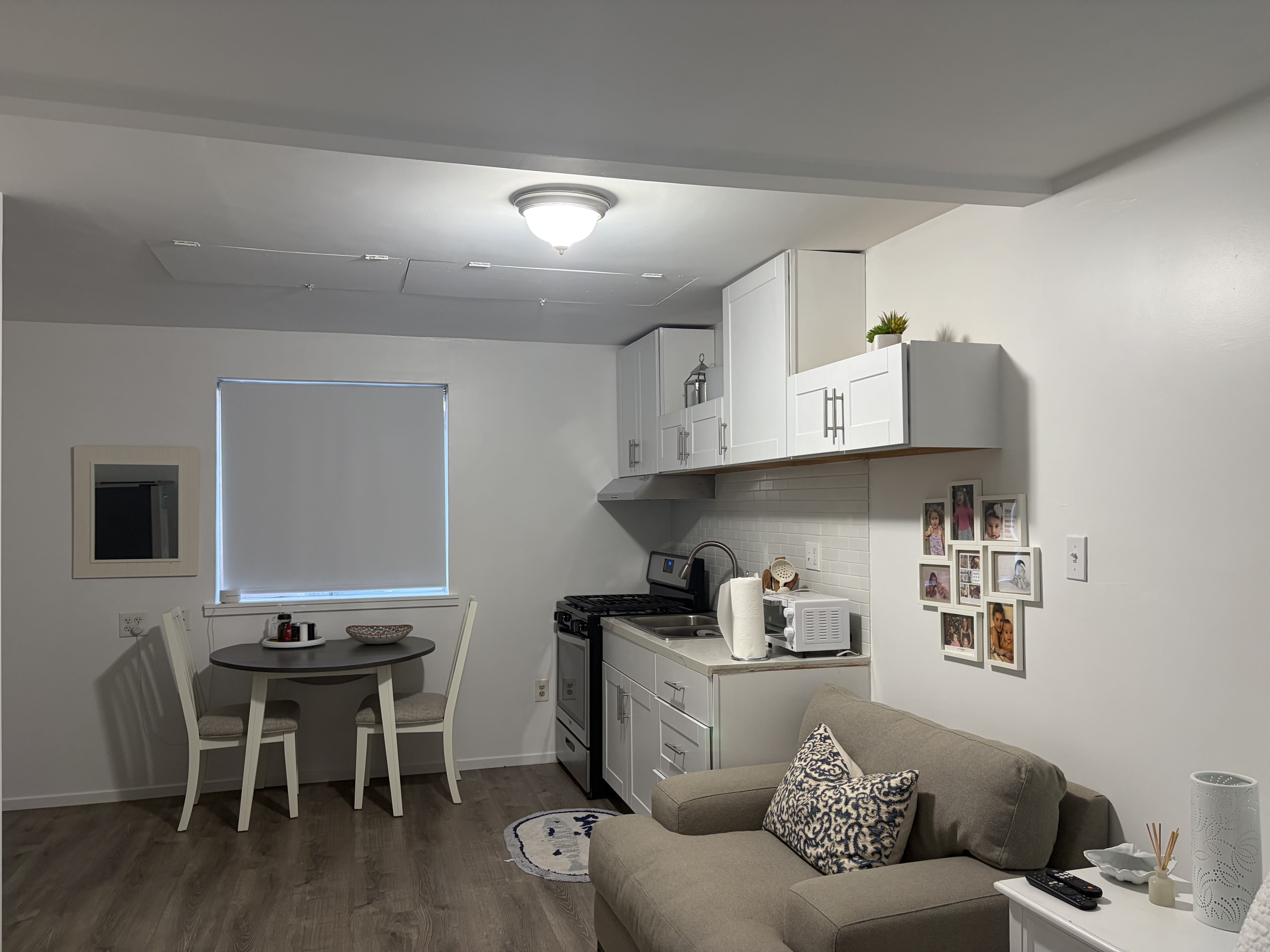 4665 Kleefeld Avenue – photo 1