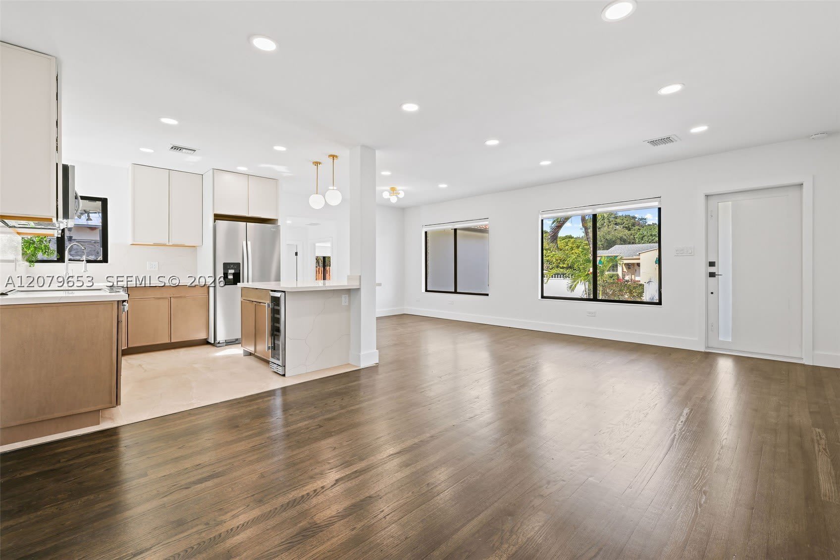 912 NE 82nd St – photo 5