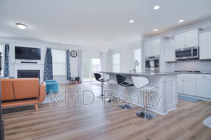 1445 Overlea Place Nw – photo 3