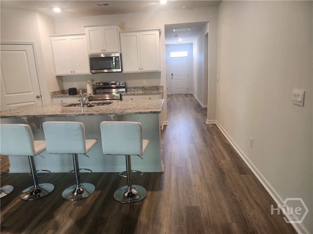 140 Charles Lane – photo 3