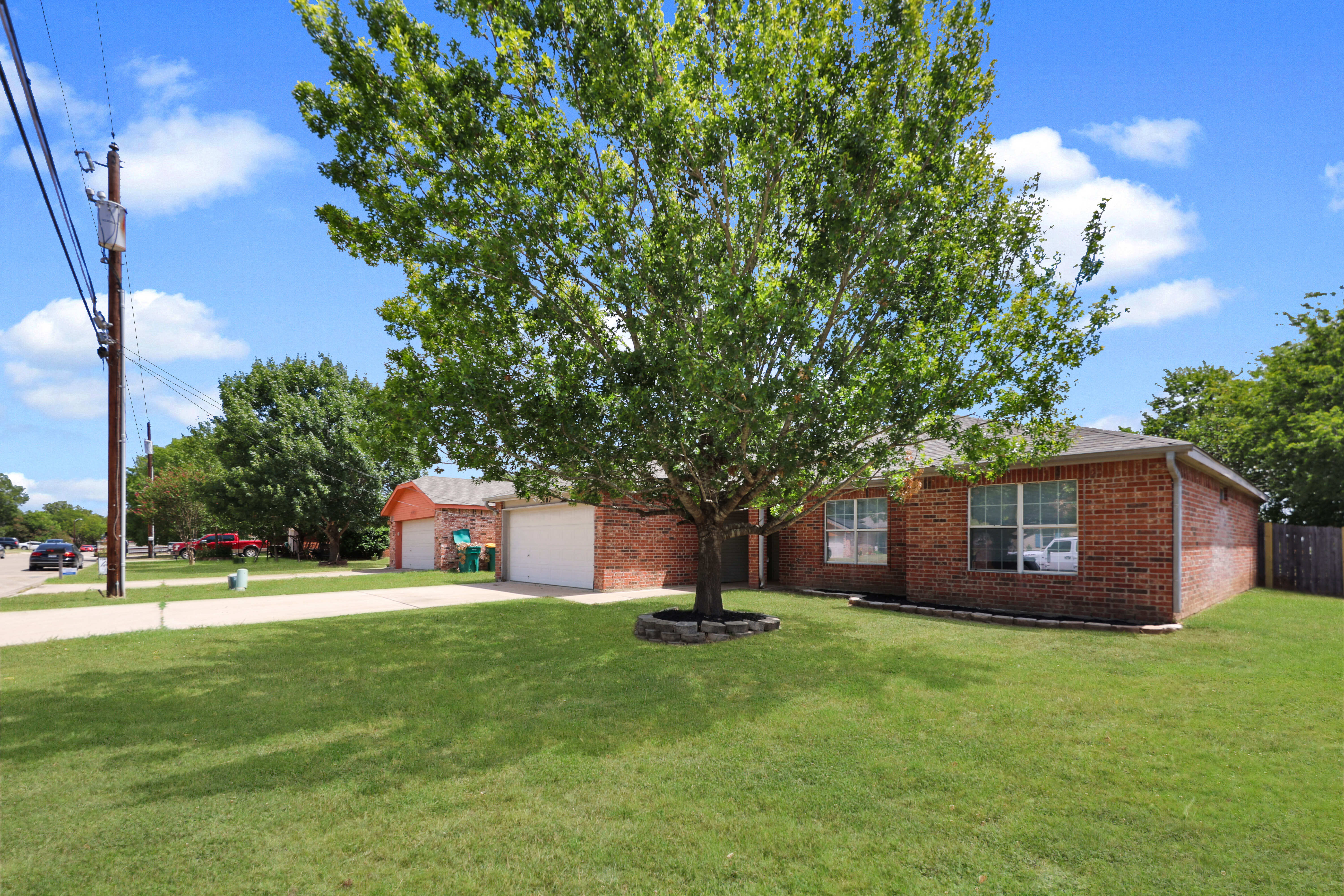 2107 Miller St – photo 3