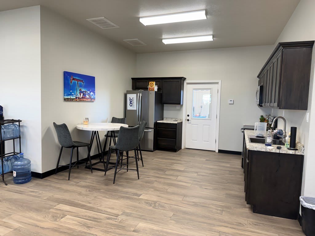 2107 W 83rd St – photo 3