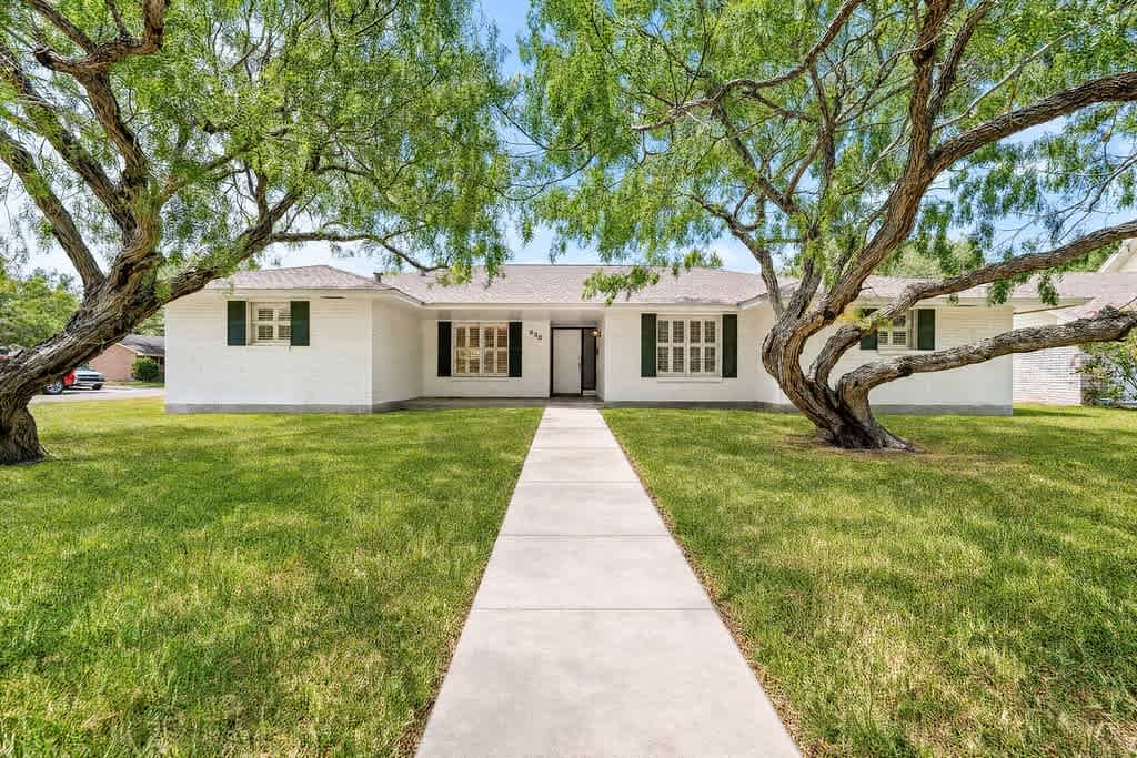 630 Bradshaw – photo 1