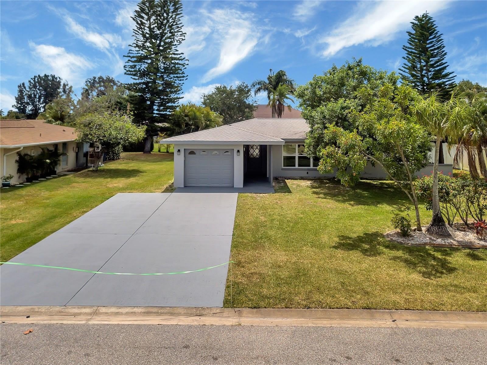 60 GOLFVIEW Road – photo 2