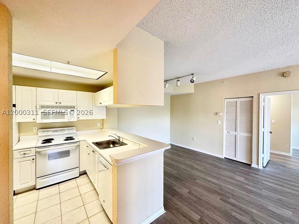 2812 Grande Pkwy – photo 4