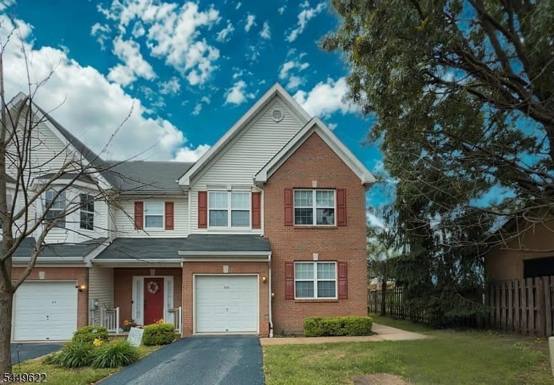315 Birch Ct – photo 2