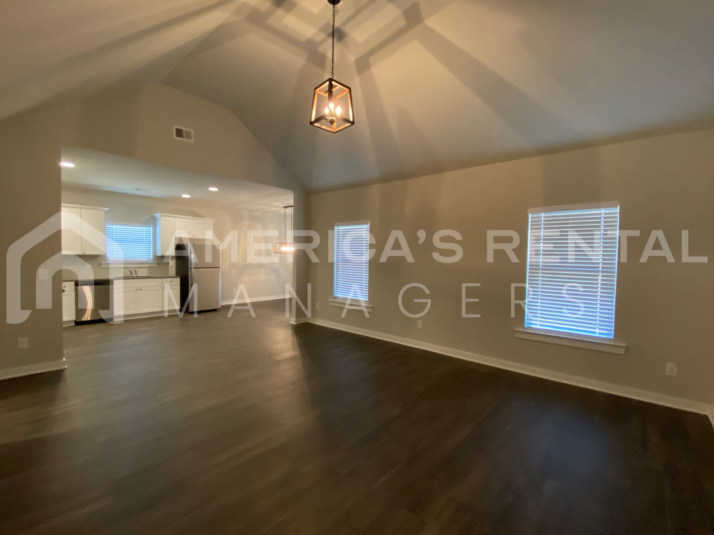 Home For Rent In Thorsby Available To View Now – photo 4