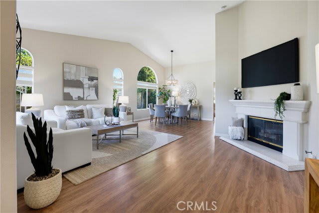 24592 Mando Drive – photo 4
