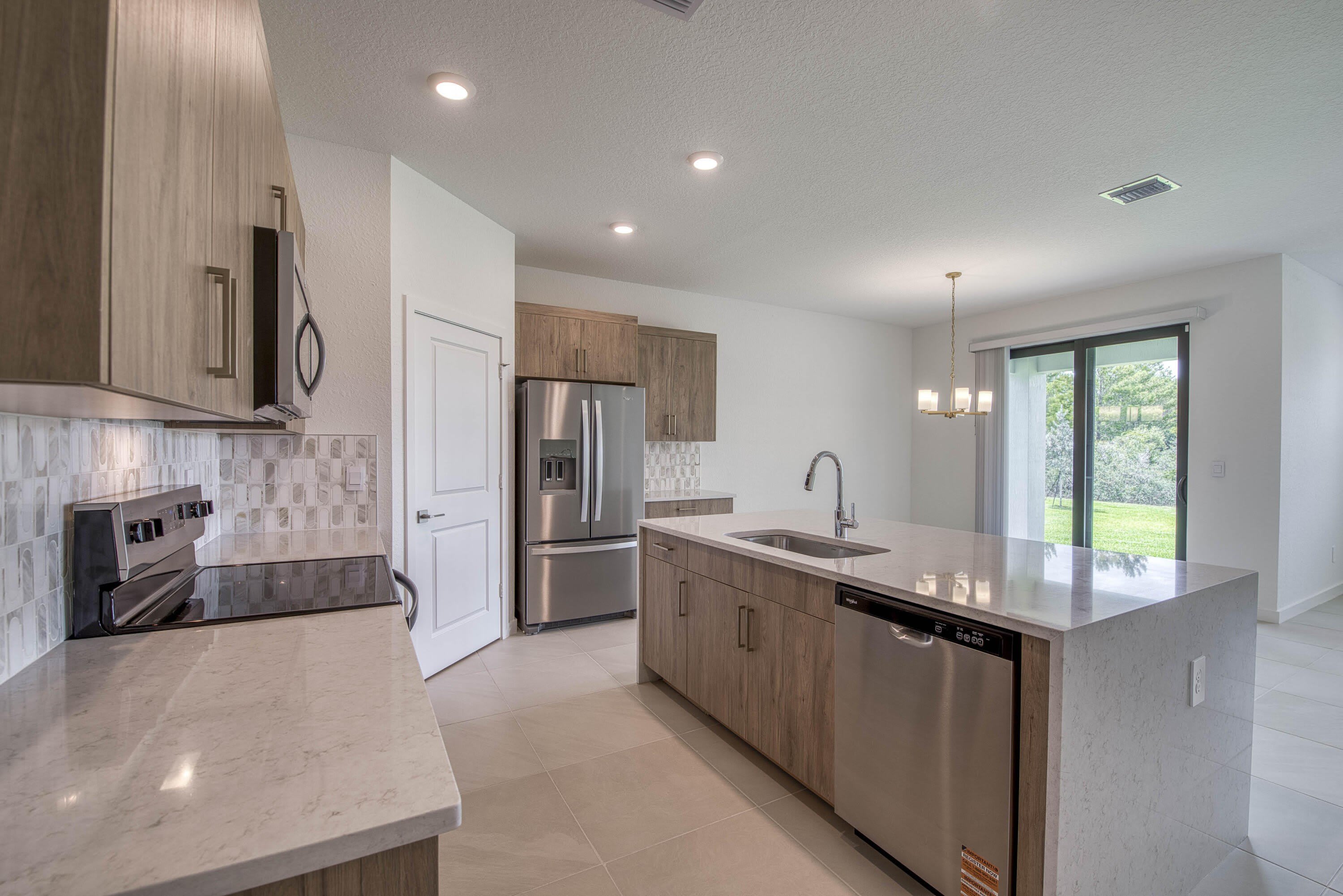 2071 NE Cedar Street – photo 4