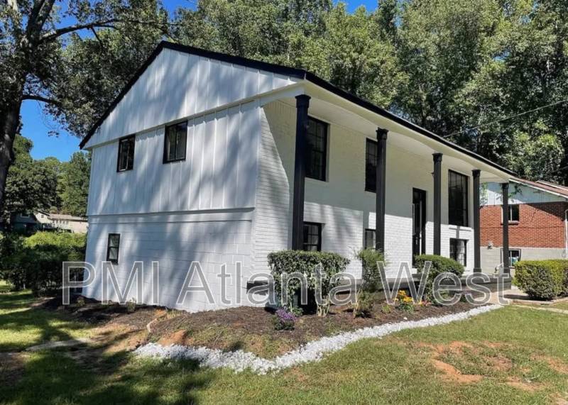 8421 Stonewall Jackson Dr – photo 2