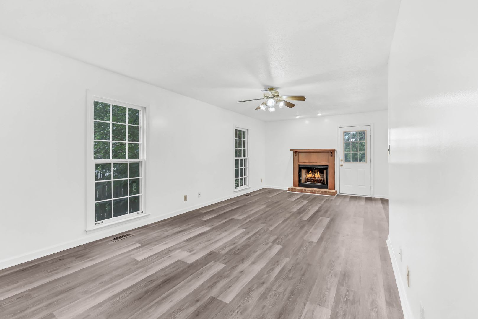 522 Eysian Rd – photo 2