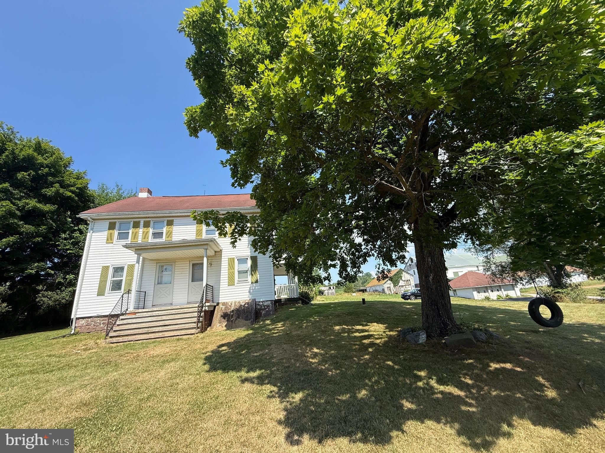 1001 SCHOOL HOUSE Lane – photo 3