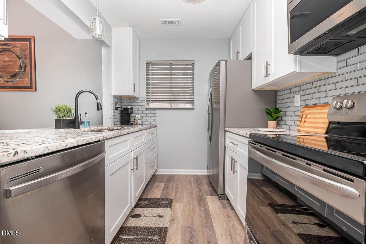 2100 Peppertree Street – photo 2