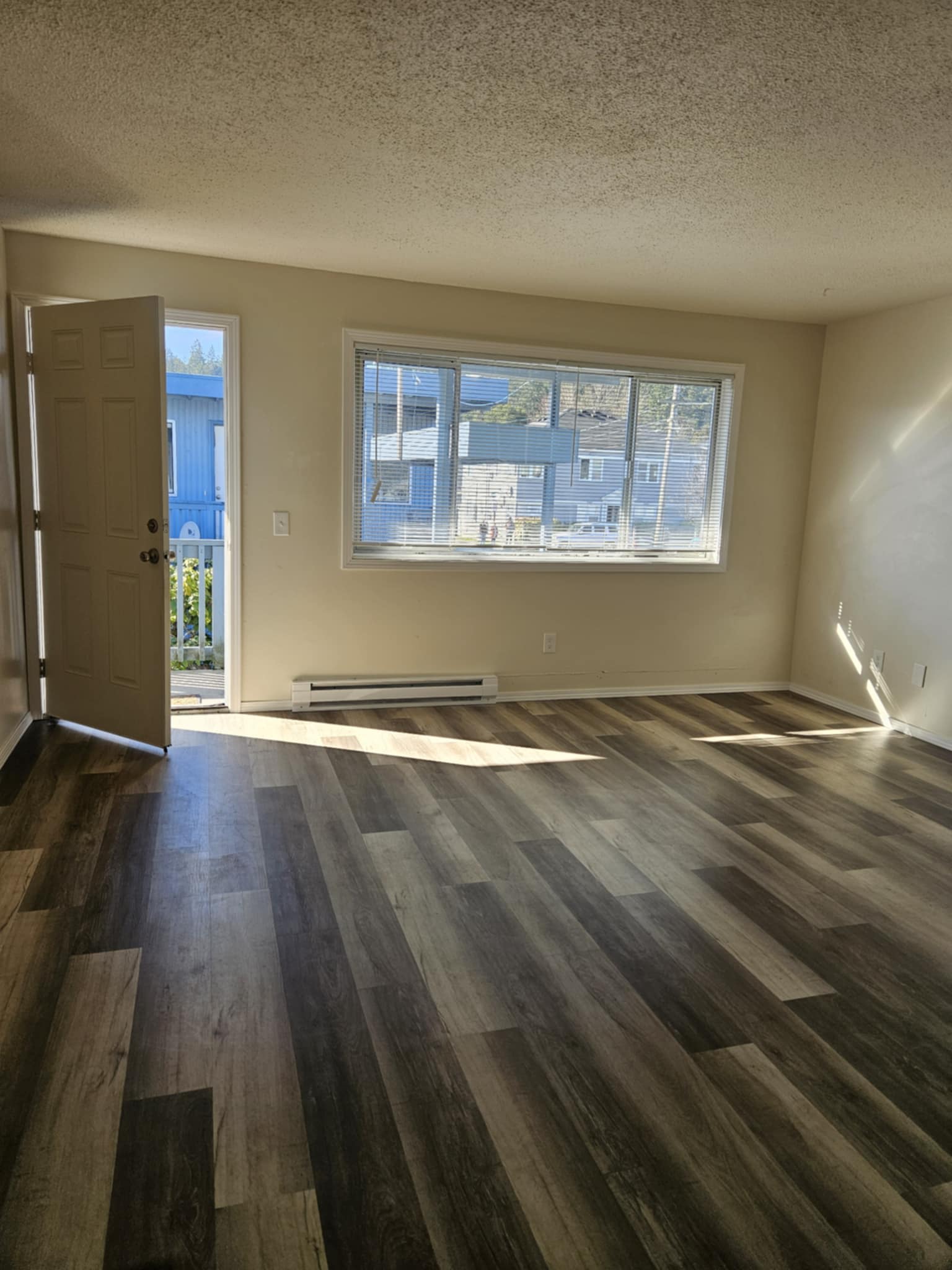 624 W Cedar St Apt 8 – photo 3