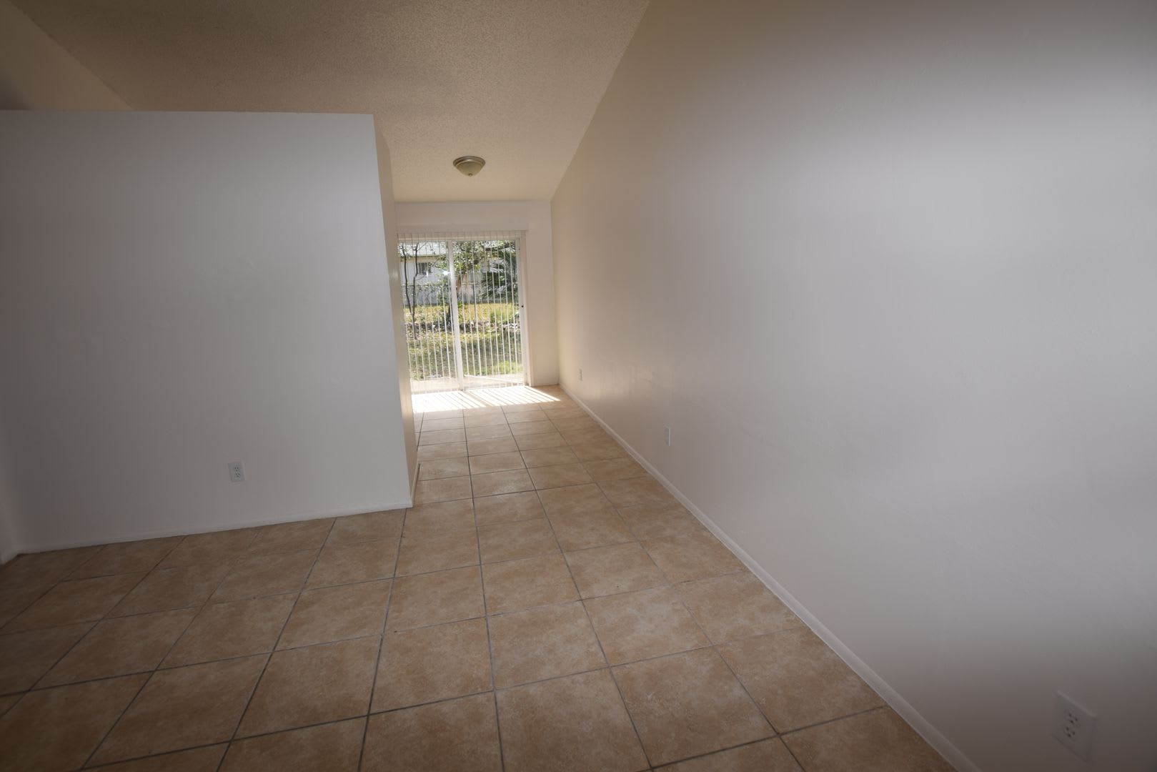 2/1 Duplex For Rent at 3264 Split Willow Drive Orlando, FL 32808 – photo 5
