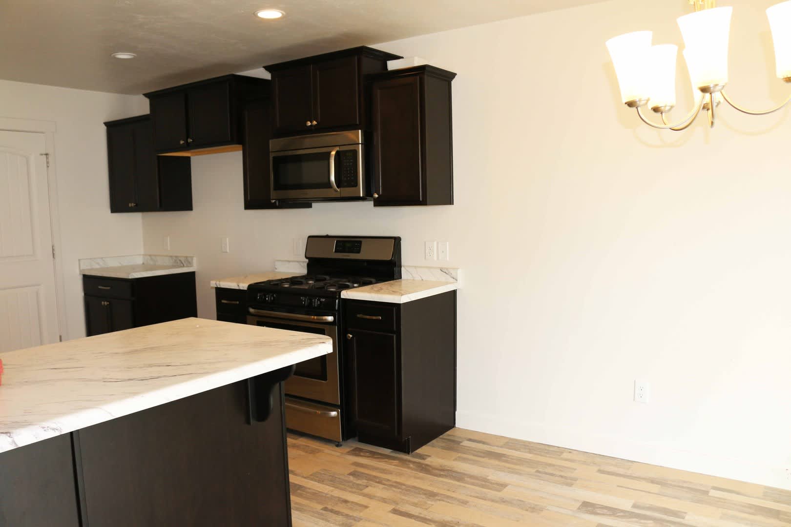 Amazing Townhome in Legacy Ranch! – photo 4
