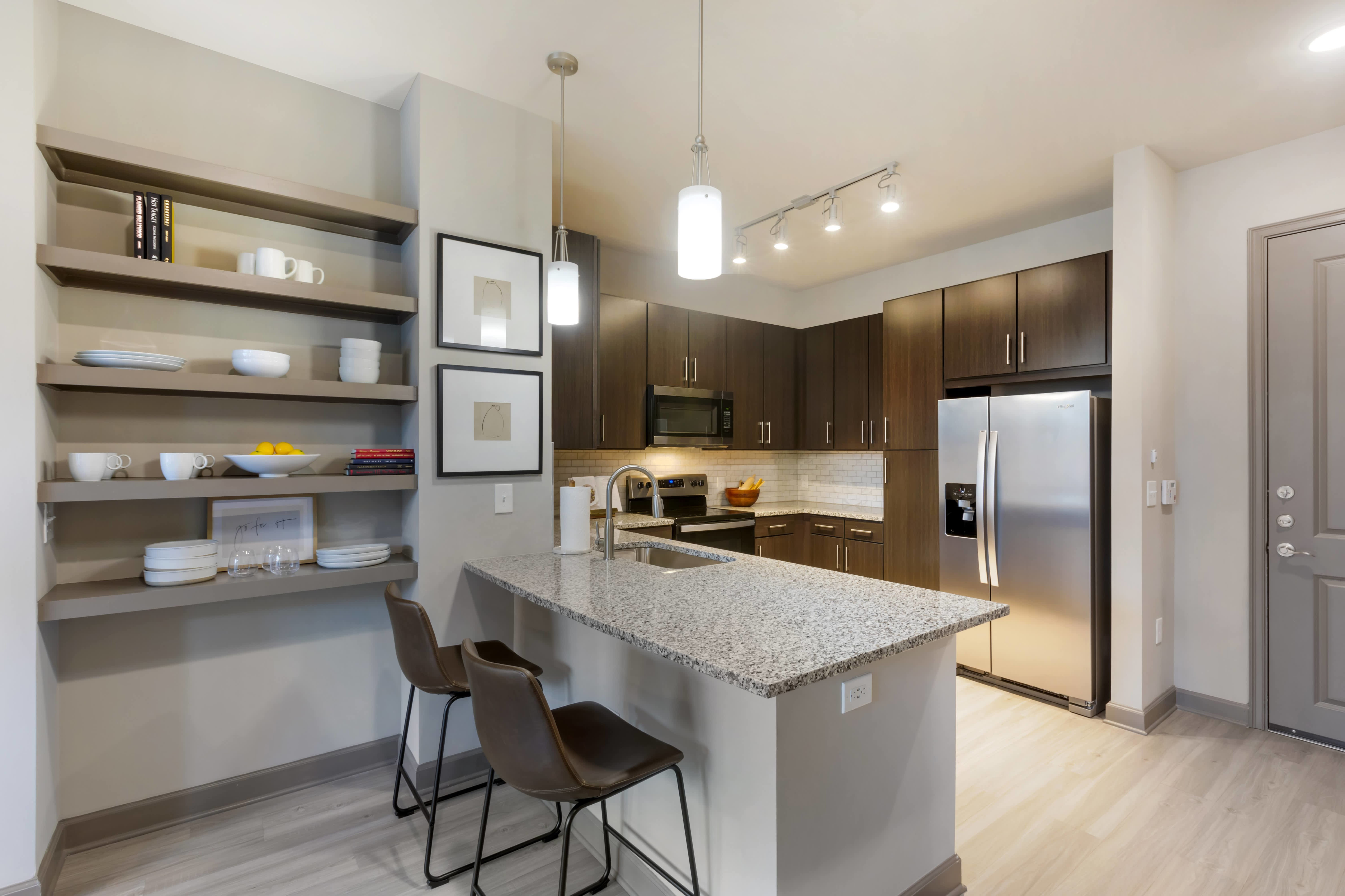 Radius West Midtown – photo 2