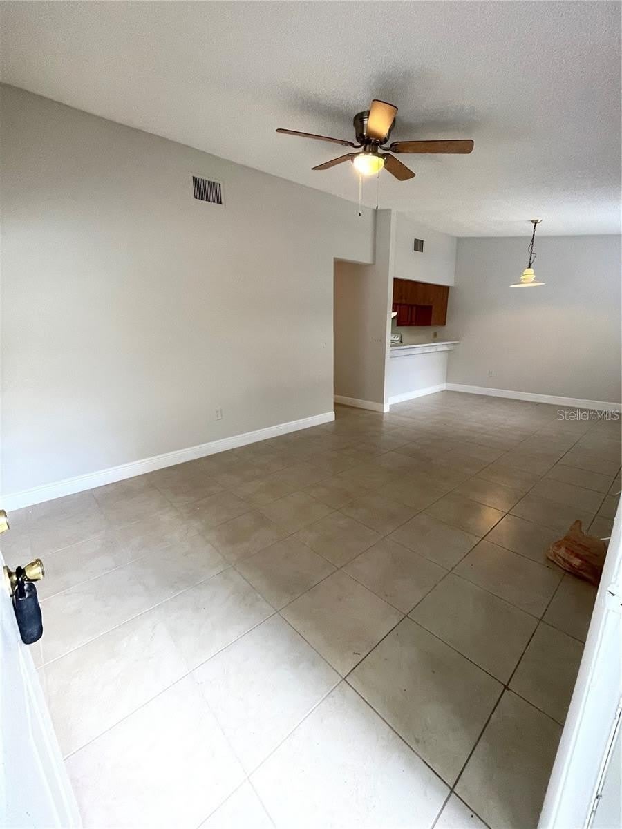 1916 CRYSTAL GROVE Drive – photo 2