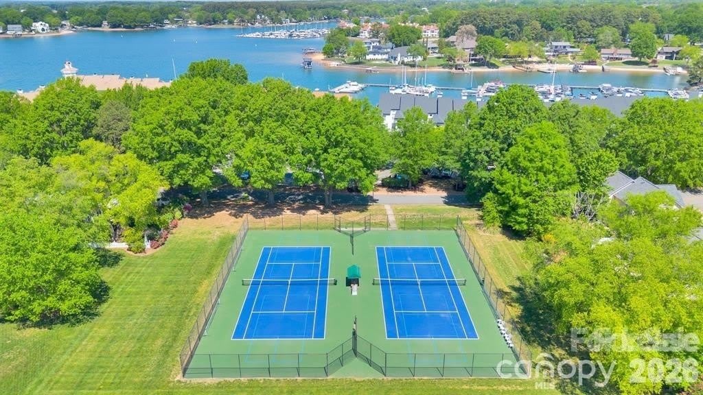 18755 Vineyard Point Lane – photo 4