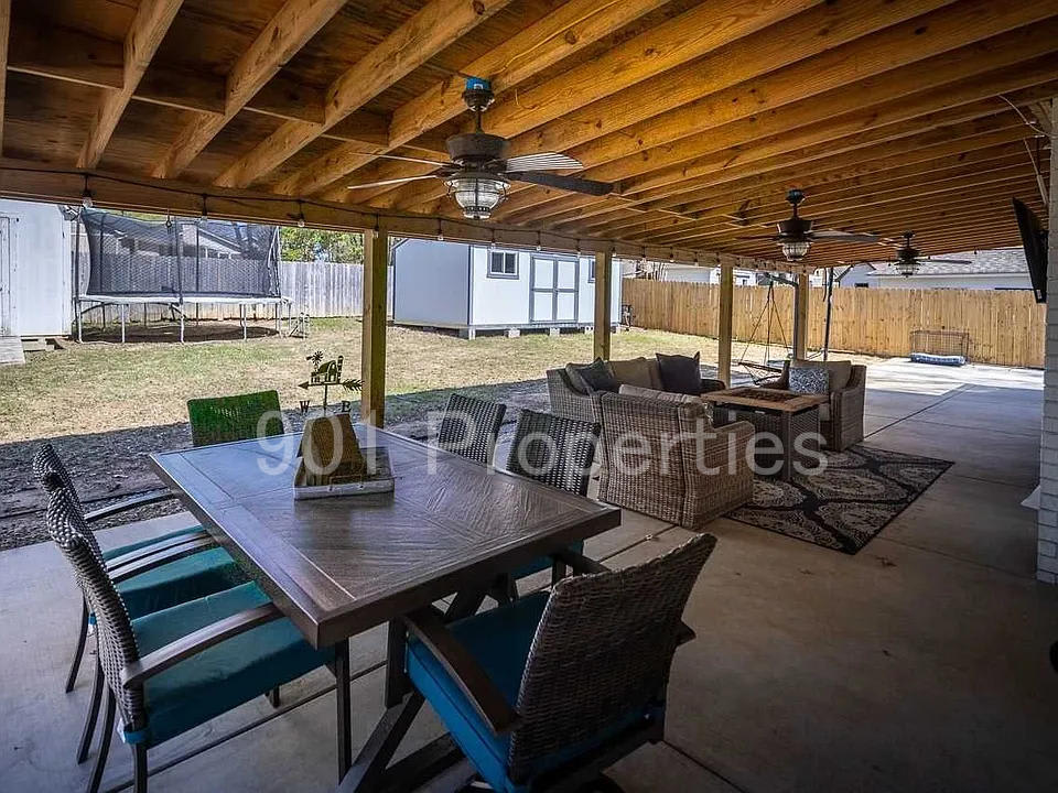 1234 Greenview Road – photo 5