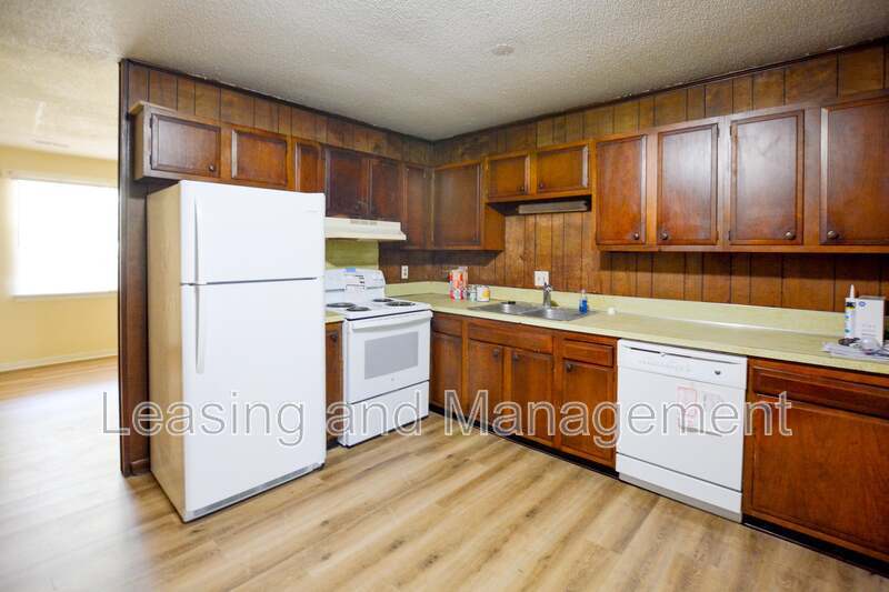 1611 Jessamine Road – photo 5