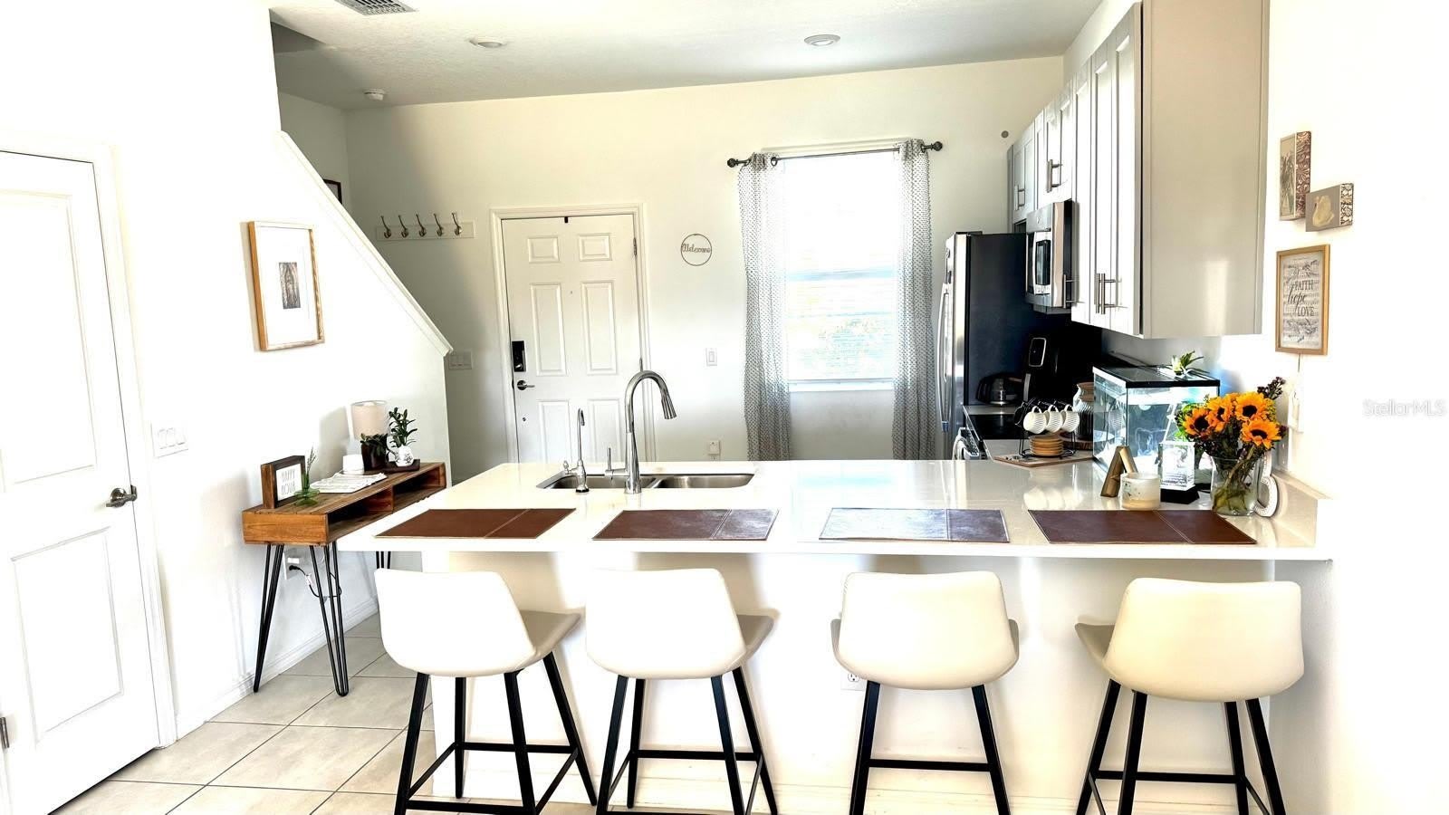 3322 COMPOSITION Street – photo 2