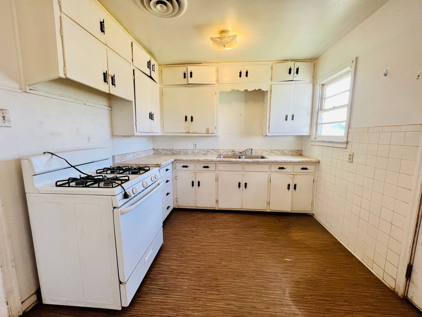 Great 2 Bedroom In Arnett Benson Area – photo 3