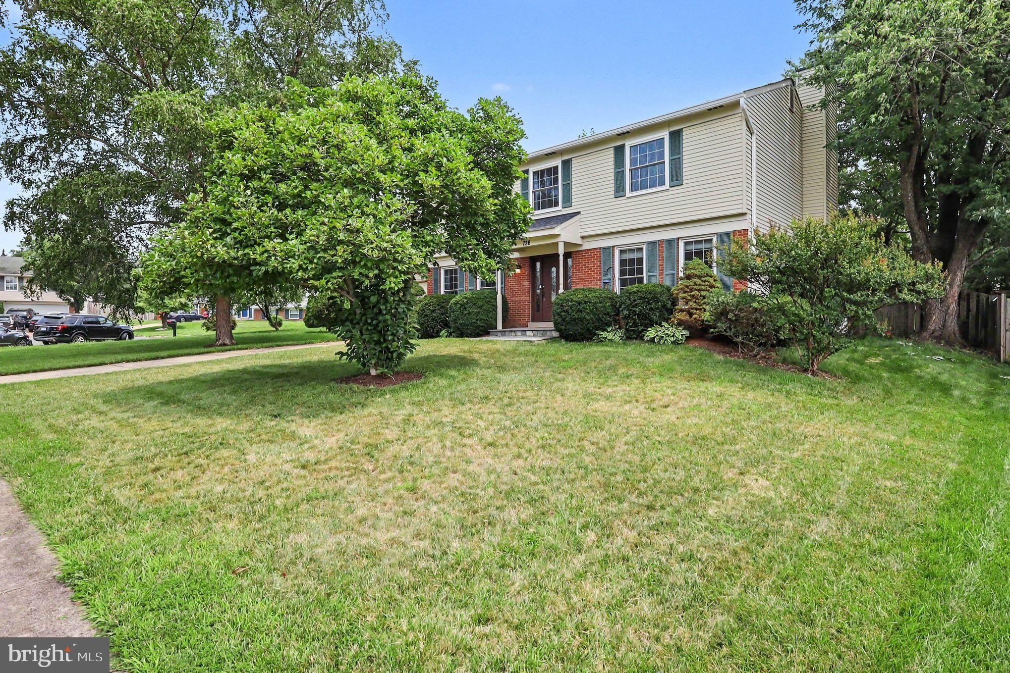 726 GENTLE BREEZE Court – photo 2