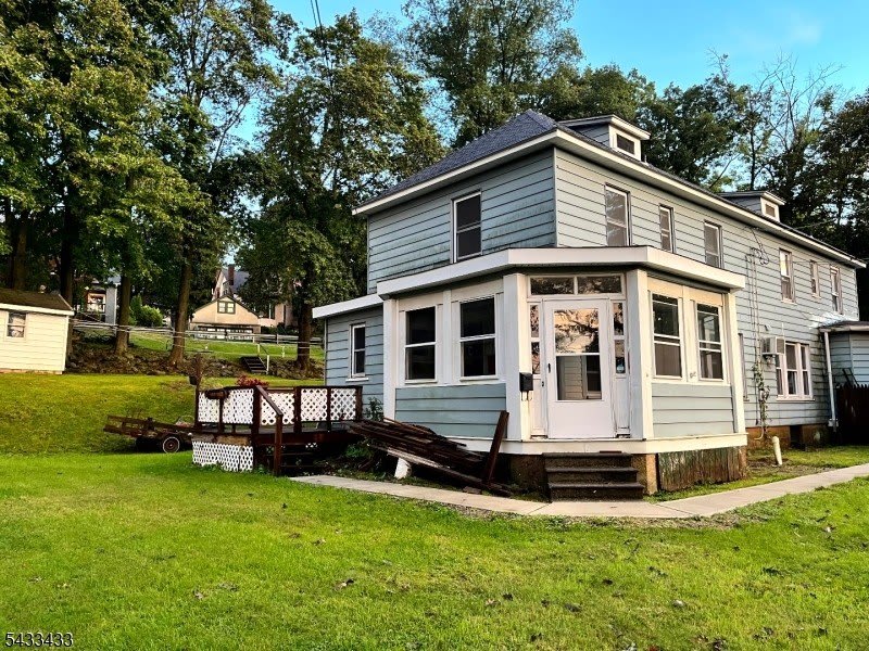30 Fowler St – photo 2