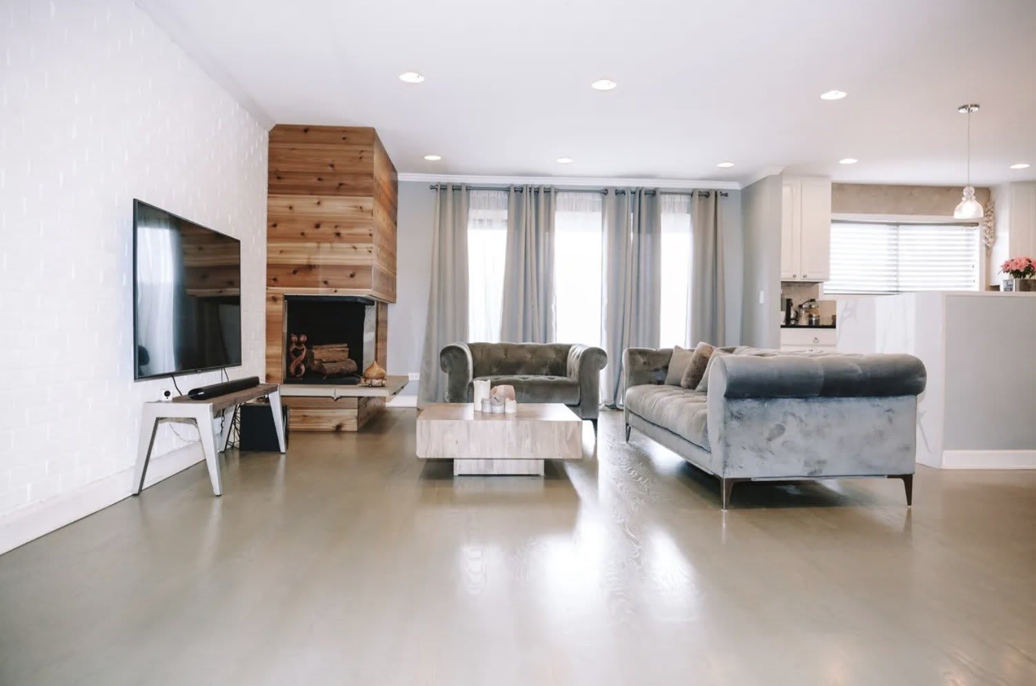 1828 Wildberry Drive – photo 2