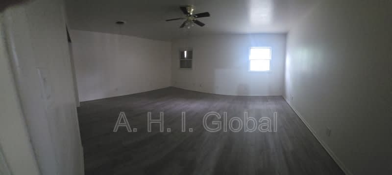 903 N Polk St – photo 2