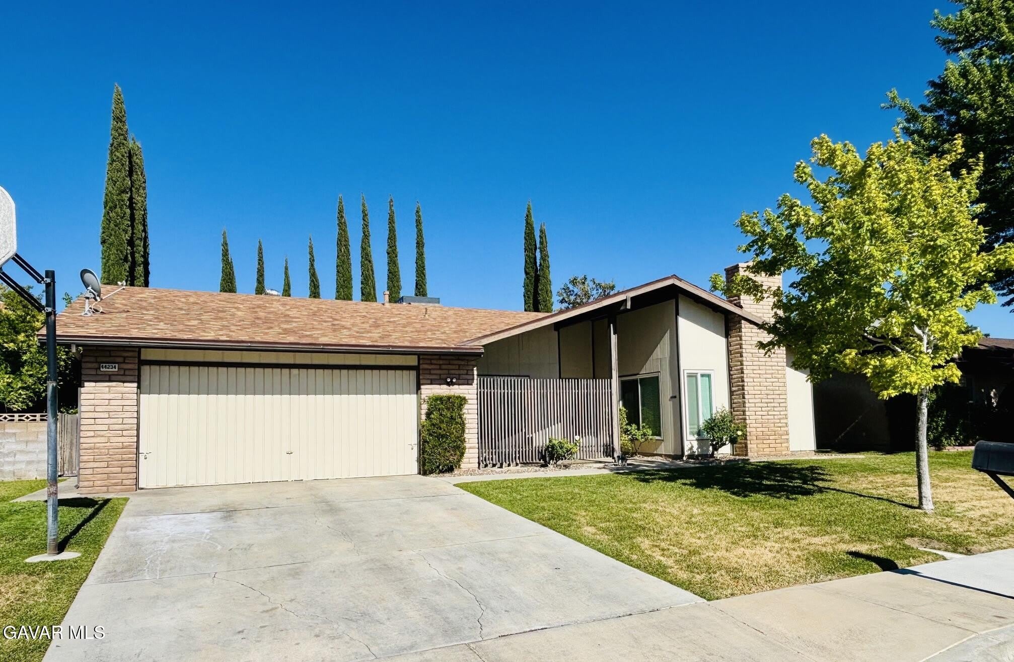 44234 Shad Street – photo 1