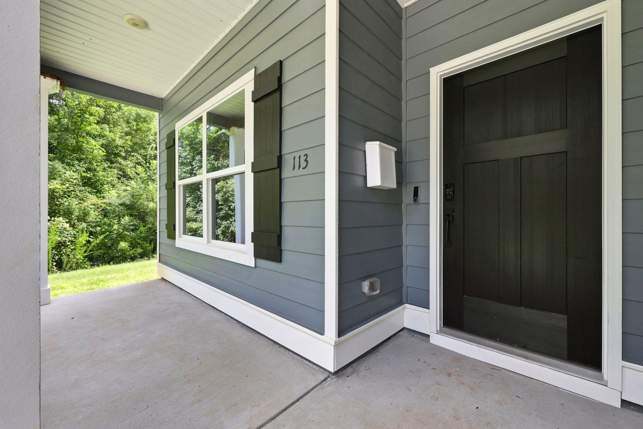 113 Richmond Dr – photo 2