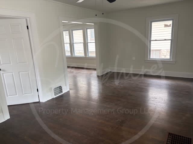1508 East 49th Terrace – photo 1