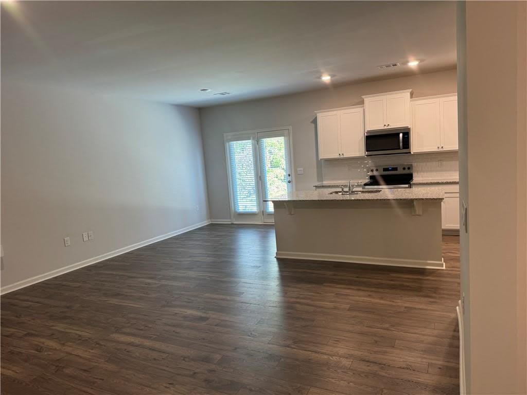 471 stoneybrook Cr – photo 4