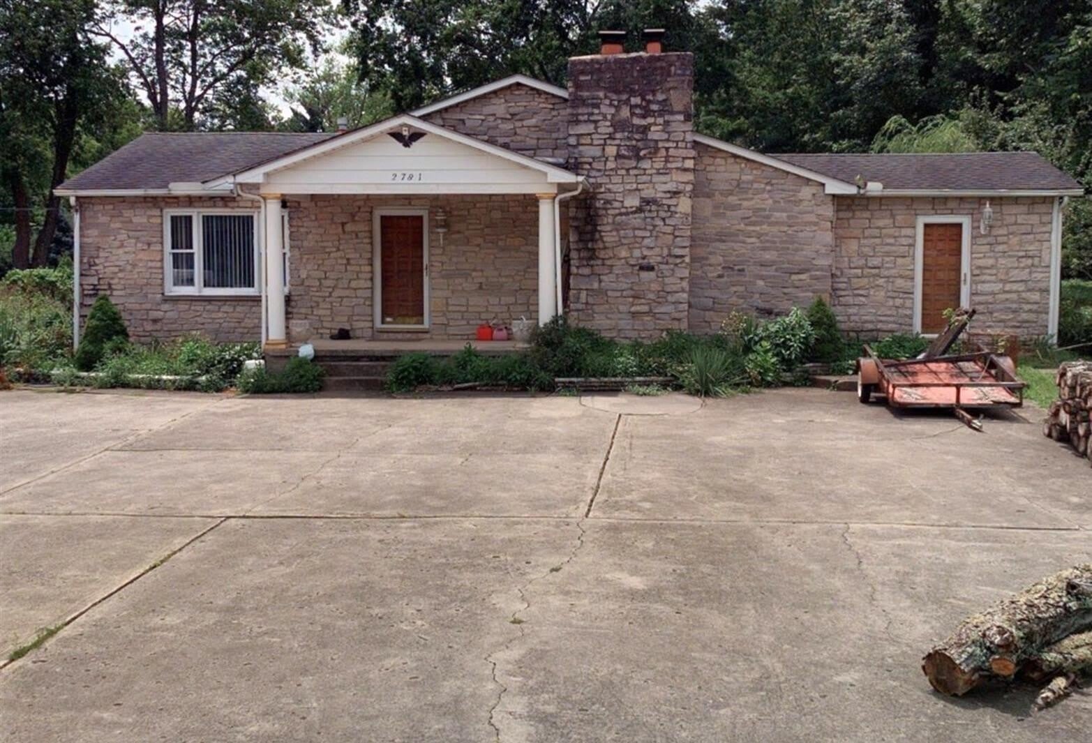 2781 Innis Road – photo 2
