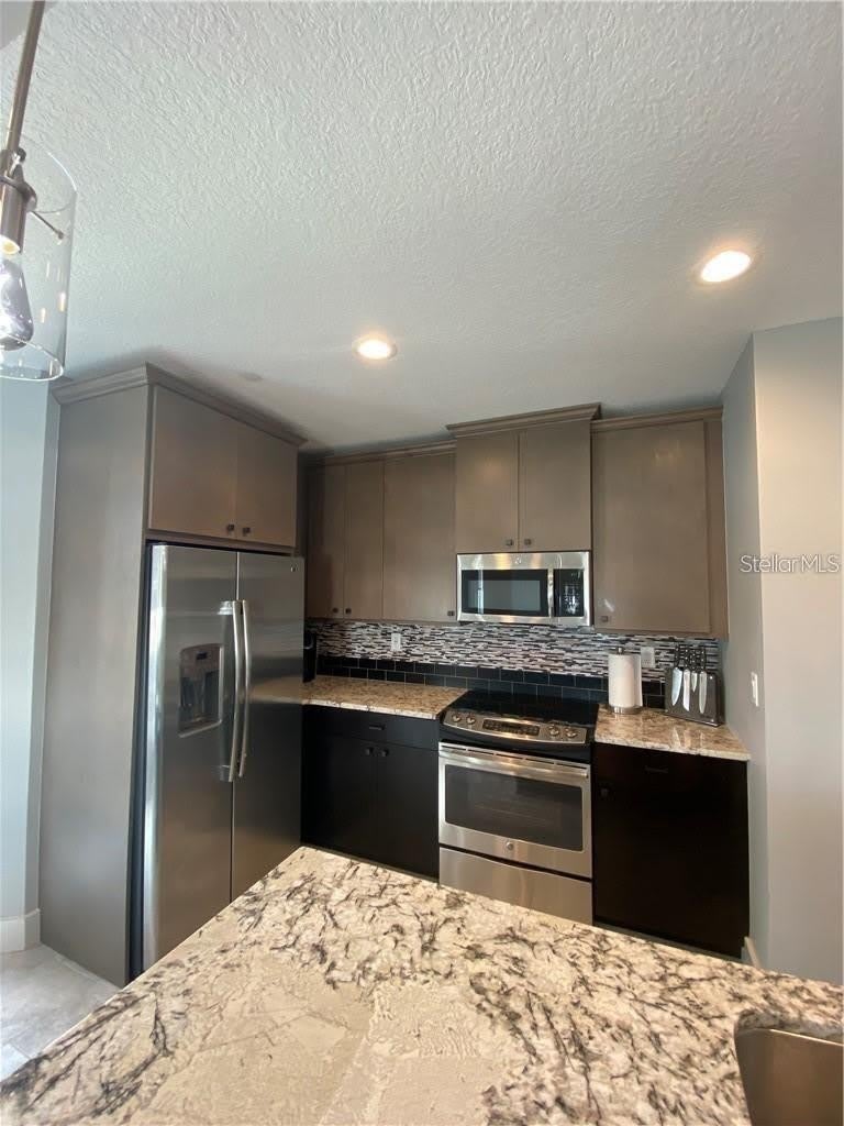 1500 STATE Street – photo 4
