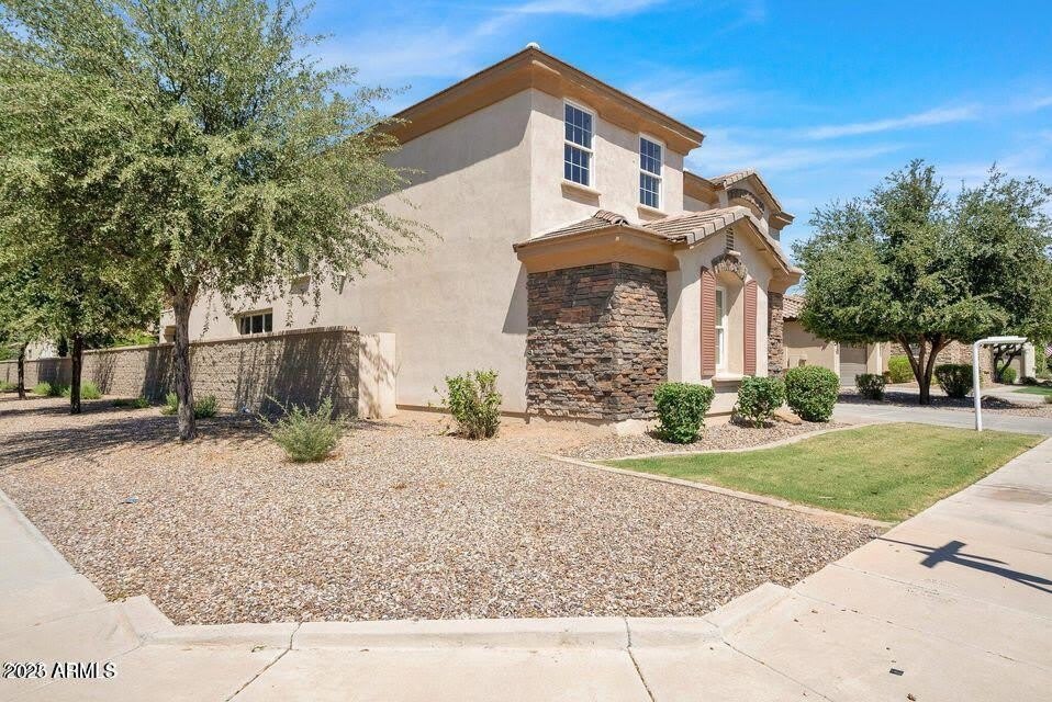 4590 E WATERMAN Street – photo 3