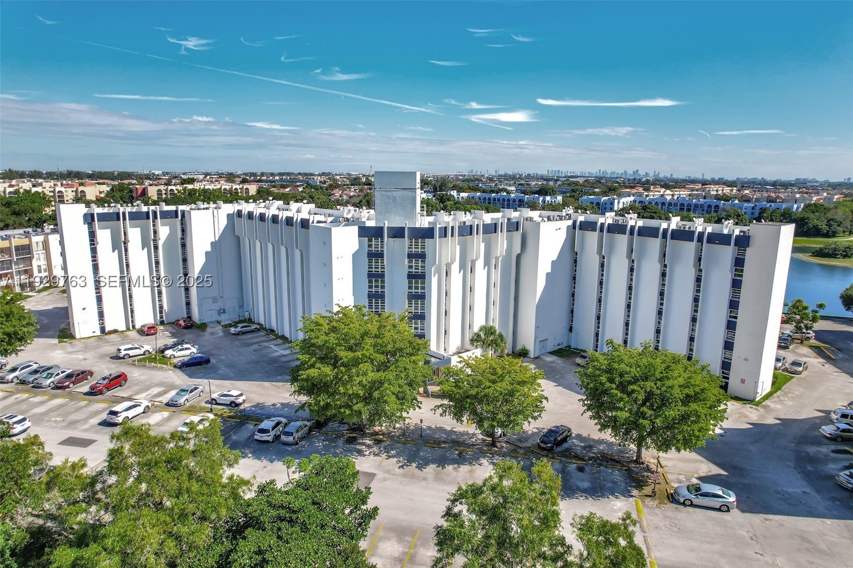 9682 Fontainebleau Blvd – photo 4