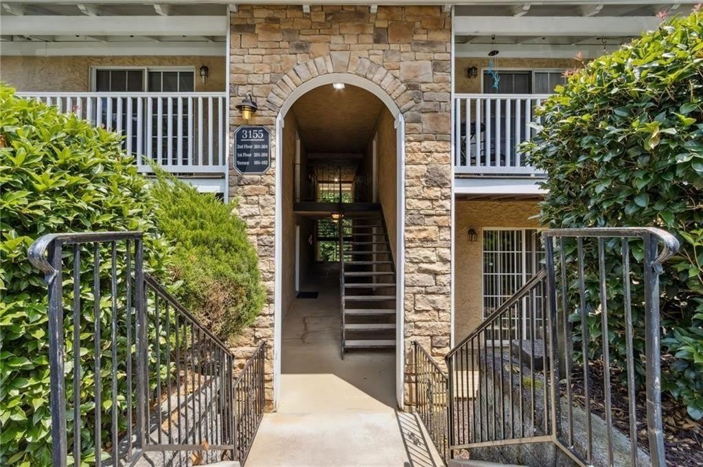 3155 Seven Pines Court – photo 2