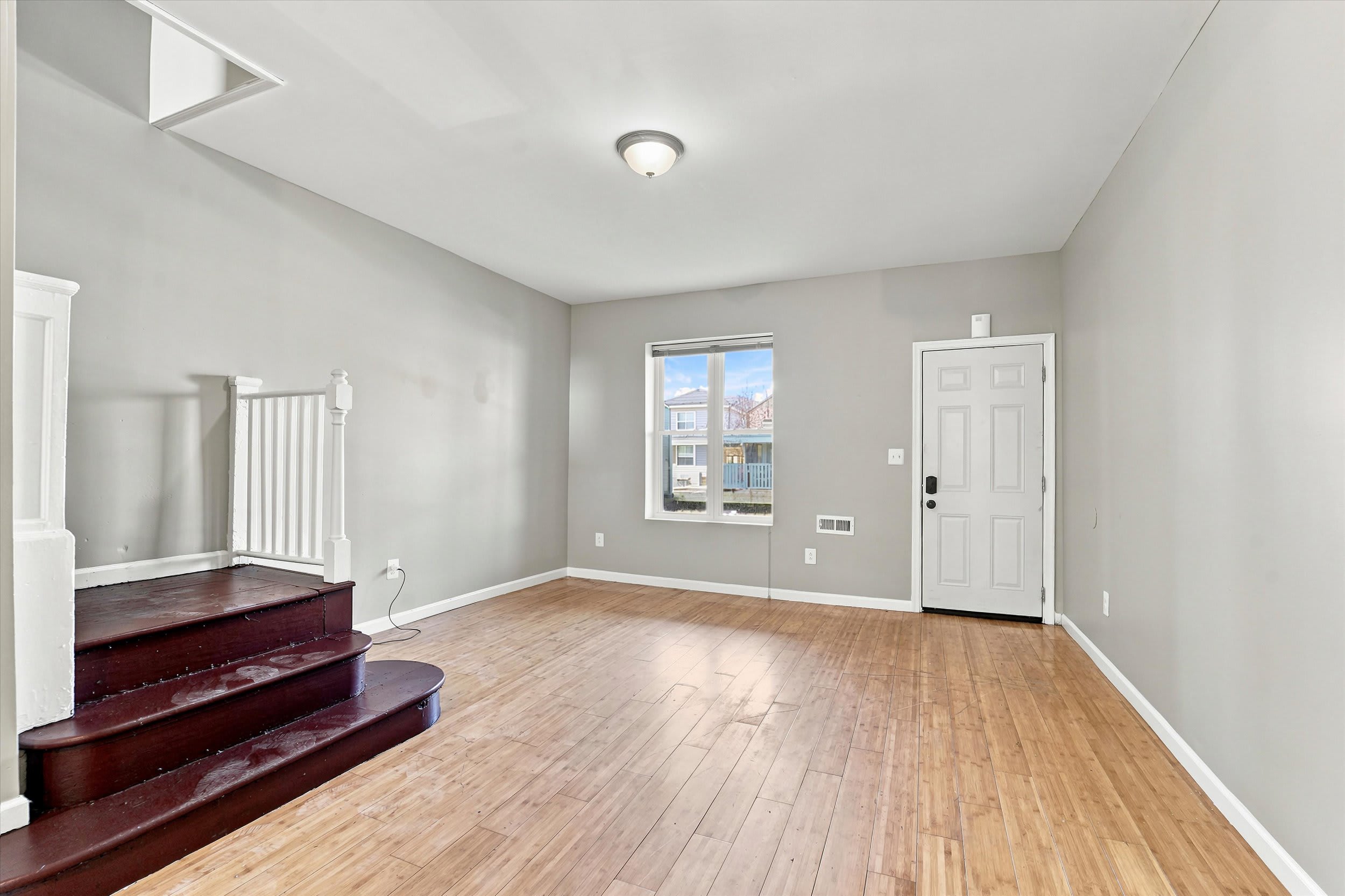 1551 North Allison Street – photo 5