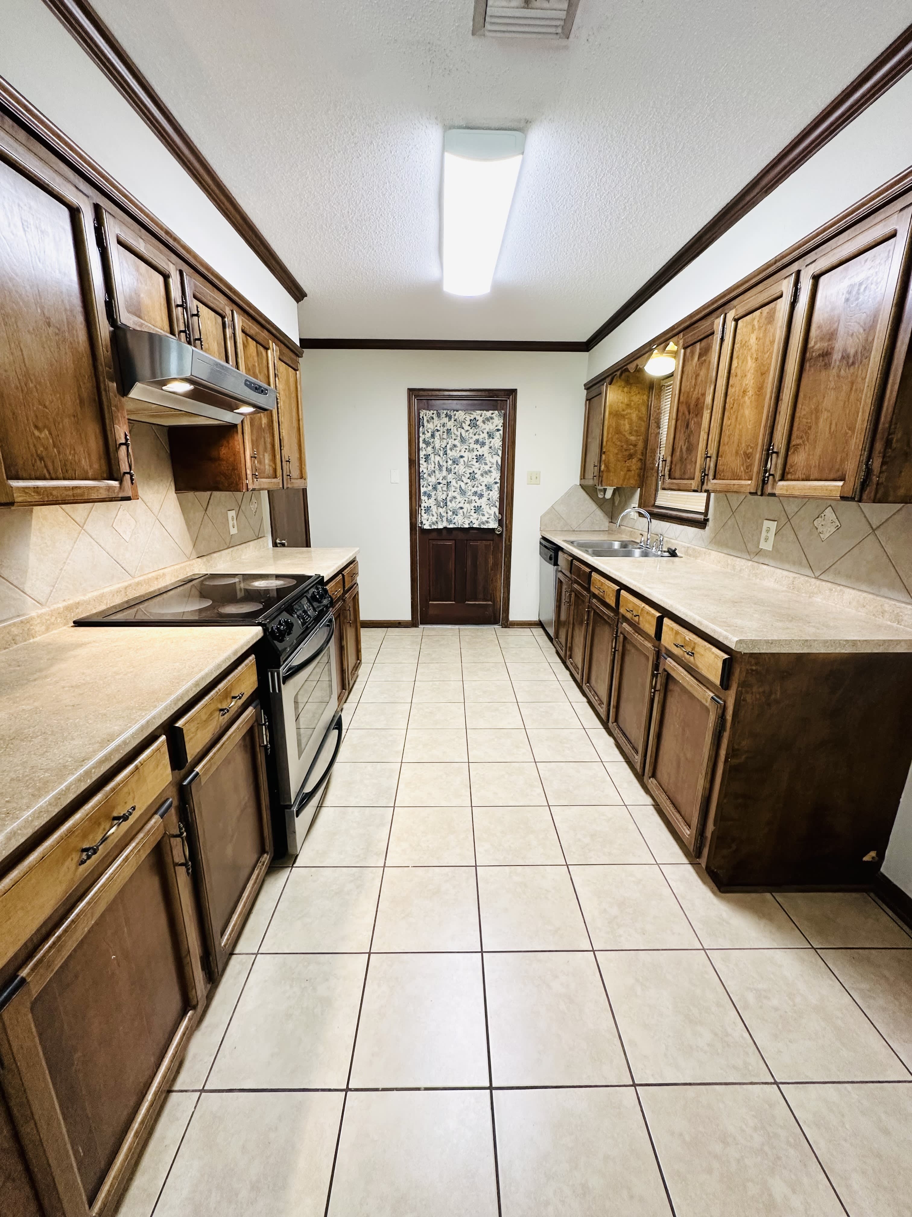 102 Cindy Dr – photo 4