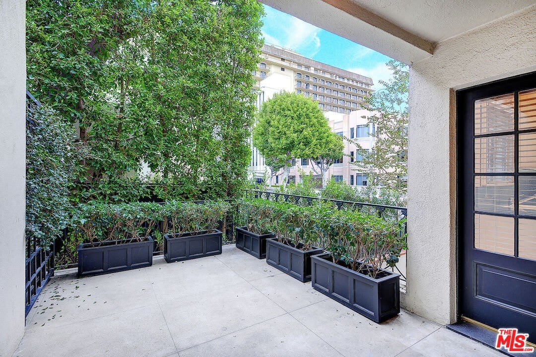 149 S Rodeo Dr – photo 5